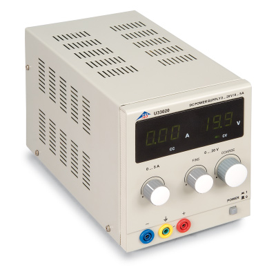 Universele Voeding 0-20V, 0-5A (230V)